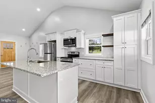 1300 N 22nd St, Harrisburg, PA 17109 - Photo 5