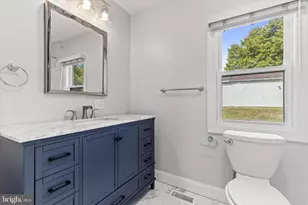 1300 N 22nd St, Harrisburg, PA 17109 - Photo 11