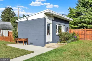 29 W Main St, Hershey, PA 17033 - Photo 29