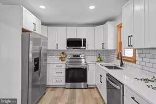 407 Market St, Lykens, PA 17048 - Photo 17