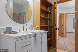 407 Market St, Lykens, PA 17048 - Photo 33