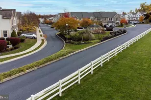 135 Mapleton Blvd, Harrisburg, PA 17112 - Photo 7