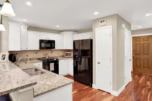 2816 Pin Oak Dr, Harrisburg, PA 17112 - Photo 3