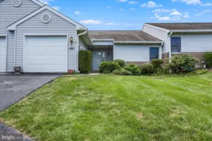 1068 Country Hill Dr, Harrisburg, PA 17111 - Photo 1