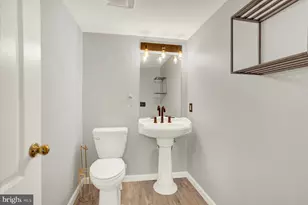 1068 Country Hill Dr, Harrisburg, PA 17111 - Photo 23