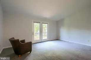 1068 Country Hill Dr, Harrisburg, PA 17111 - Photo 11