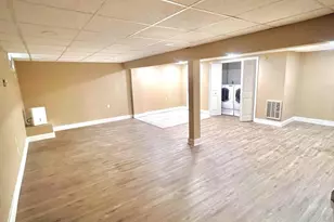 2040 Chevy Chase Dr, Harrisburg, PA 17110 - Photo 37