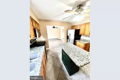 2040 Chevy Chase Drive, Harrisburg, PA 17110 - Photo 13