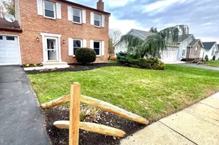 2040 Chevy Chase Dr, Harrisburg, PA 17110 - Photo 5