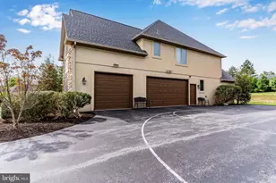 4216 Prosperous Dr, Harrisburg, PA 17112 - Photo 5