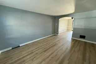 2469 Adrian St, Harrisburg, PA 17104 - Photo 3