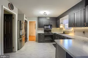 6130 Driftwood Dr, Harrisburg, PA 17111 - Photo 15