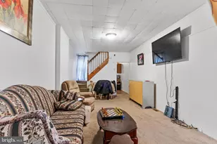 1218 Bailey St, Harrisburg, PA 17103 - Photo 3