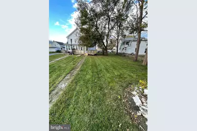 27 W High Street, Hummelstown, PA 17036 - Photo 17