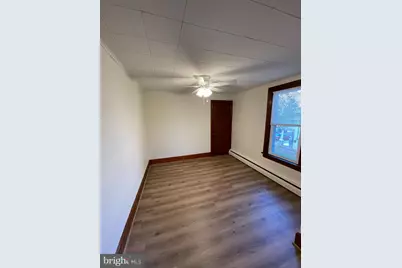 27 W High Street, Hummelstown, PA 17036 - Photo 11