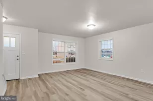 833 Gregs Dr, Harrisburg, PA 17111 - Photo 3