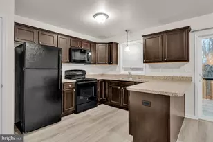 833 Gregs Dr, Harrisburg, PA 17111 - Photo 9