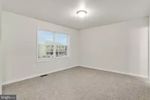 833 Gregs Dr, Harrisburg, PA 17111 - Photo 13