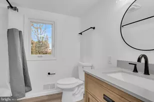 6470 Colchester Ave, Harrisburg, PA 17111 - Photo 3