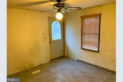 8 Midland Drive, Millersburg, PA 17061 - Photo 15