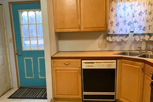 8 Midland Dr, Millersburg, PA 17061 - Photo 3