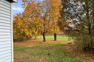 8 Midland Dr, Millersburg, PA 17061 - Photo 3