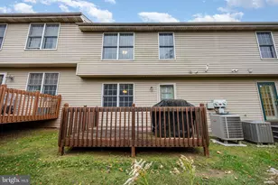 912 Woodridge Dr, Middletown, PA 17057 - Photo 17
