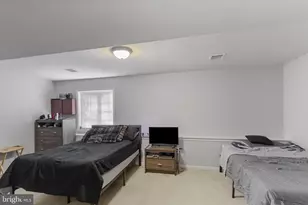 4654 Margarets Dr, Harrisburg, PA 17110 - Photo 23