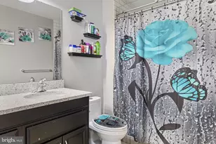 4654 Margarets Dr, Harrisburg, PA 17110 - Photo 21