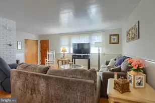 555 Pine St, Steelton, PA 17113 - Photo 9