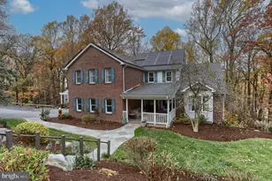 1609 Spring Hill Dr, Hummelstown, PA 17036 - Photo 5