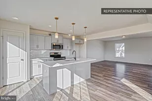 1053 Ellie Ln W, Harrisburg, PA 17112 - Photo 17