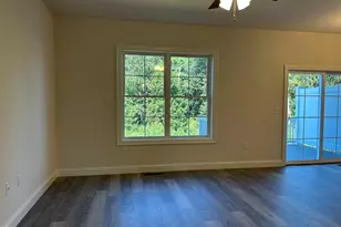 128 Magnolia Dr, Middletown, PA 17057 - Photo 3