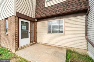 619 St Marys Dr, Steelton, PA 17113 - Photo 3
