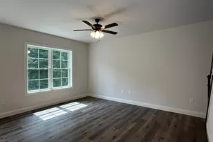 130 Magnolia Dr, Middletown, PA 17057 - Photo 5