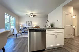 130 Magnolia Dr, Middletown, PA 17057 - Photo 11