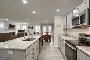 7407 Red Oak Ct, Harrisburg, PA 17112 - Photo 9