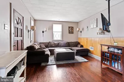 915 Main Street, Harrisburg, PA 17113 - Photo 5