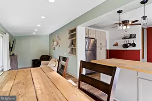 915 Main St, Harrisburg, PA 17113 - Photo 15