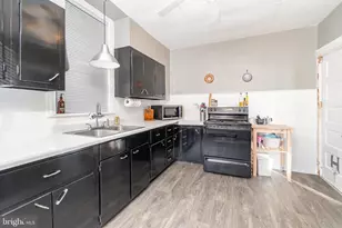 1820 Regina St, Harrisburg, PA 17103 - Photo 7