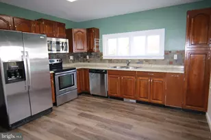 19 Crescent St, Highspire, PA 17034 - Photo 15