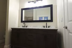 1015 Chambers St, Harrisburg, PA 17113 - Photo 9