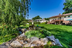 1561 Vesta Dr, Harrisburg, PA 17112 - Photo 27