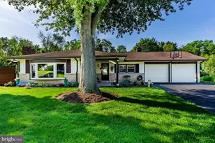 1561 Vesta Dr, Harrisburg, PA 17112 - Photo 7