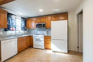 1403 N 15th St, Harrisburg, PA 17103 - Photo 3