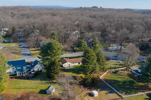 21 Bittersweet Dr, Hershey, PA 17033 - Photo 33