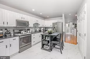 7711 J L Moyer Ct, Harrisburg, PA 17112 - Photo 9