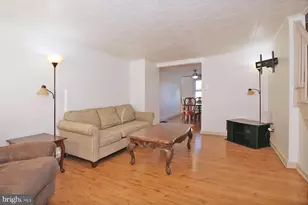 2340 Berryhill St, Harrisburg, PA 17104 - Photo 3