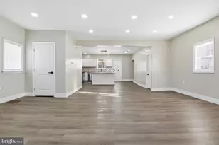 357 S 4th St, Steelton, PA 17113 - Photo 7