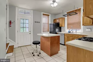 2412 N 2nd St, Harrisburg, PA 17110 - Photo 13